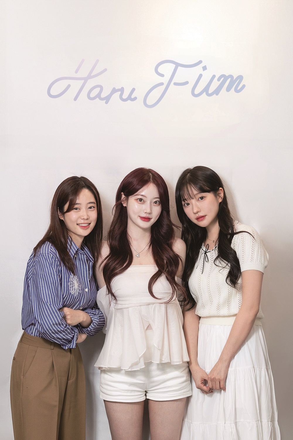 사진 예쁘게 찍는 방법? 우리가 가장 잘 알죠 - (주)에이치제이제이 최한나·김정아·김정윤 대표
